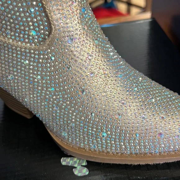 Champagne Bling Boots - Picture 2 of 5